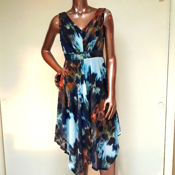 Simply Vera Vera Wang Dresses & Skirts - Simply Vera Handkerchief Hem Watercolor Dress